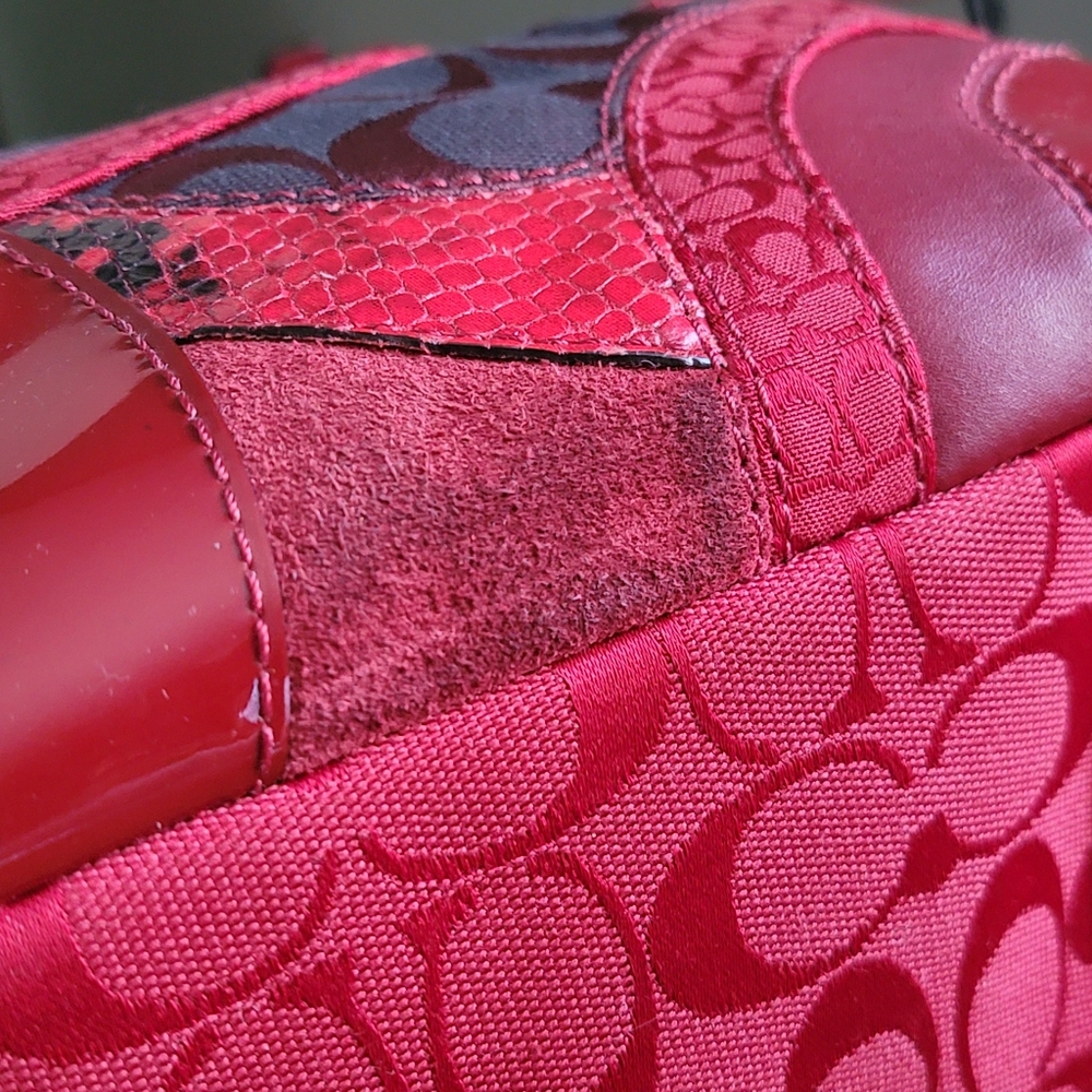 Coach F14004 Gallery Tote Red Leather Signature Jacquard Patchwork Mosaic Y2K - Picture 15 of 16
